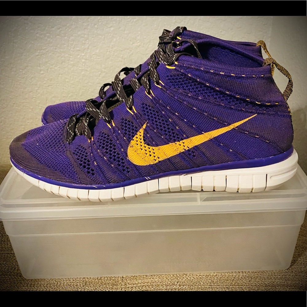 🚨Nike Zoom Flyknit Chukka Laker’s Purple/Gold size9